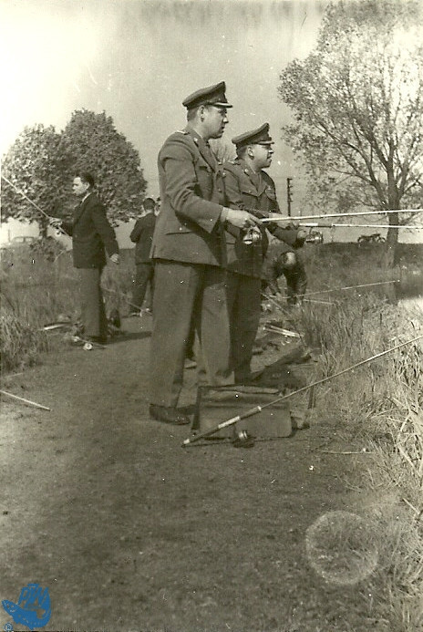 Zawody wędkarskie w dyscyplinie gruntowej na łowisku Kamieniok w roku 1964 r. br /Autor: Materiał z archiwum: Zarządu Koła PZW Nr 45 Racibórz-Miasto.